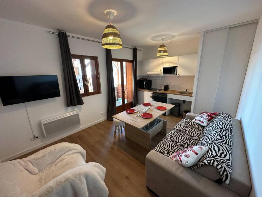 Superbe T2 Au Pied Des Pistes Apartment Guillaumes Ngoại thất bức ảnh